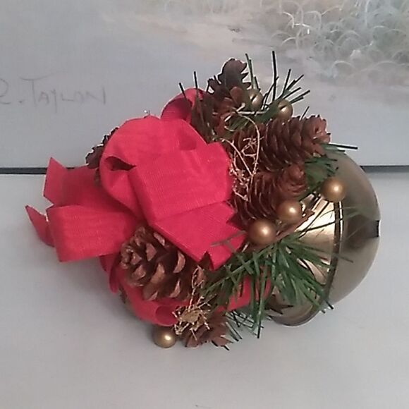 Holiday Bell Decor - Picture 1 of 4